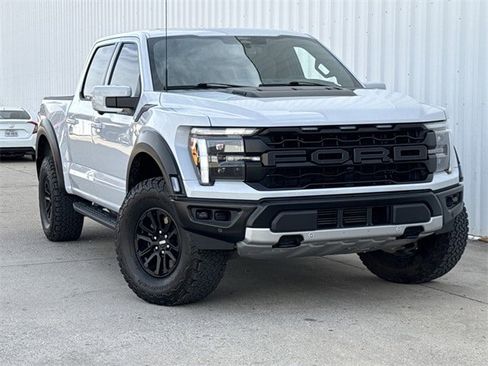 Used 2025 Ford F150 Raptor image 2
