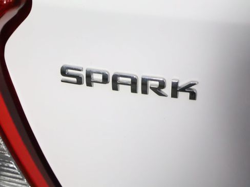 Used 2020 Chevrolet Spark LT FWD image 9