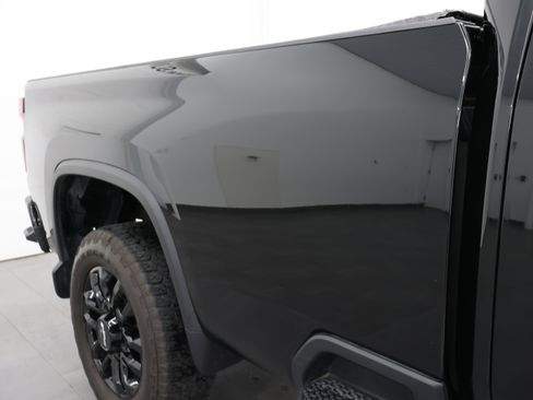 Used 2025 Chevrolet Silverado 2500 LT w/ Trail Boss Package AWD/4WD image 32