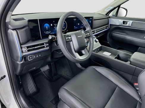 New 2027 Hyundai Santa Fe Limited AWD/4WD image 9