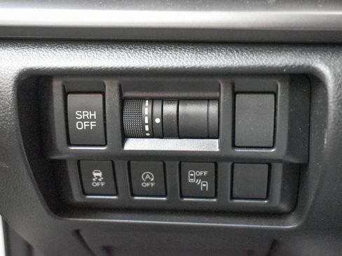 Used 2021 Subaru Crosstrek 2.5i Limited w/ Moonroof Package 2 image 17