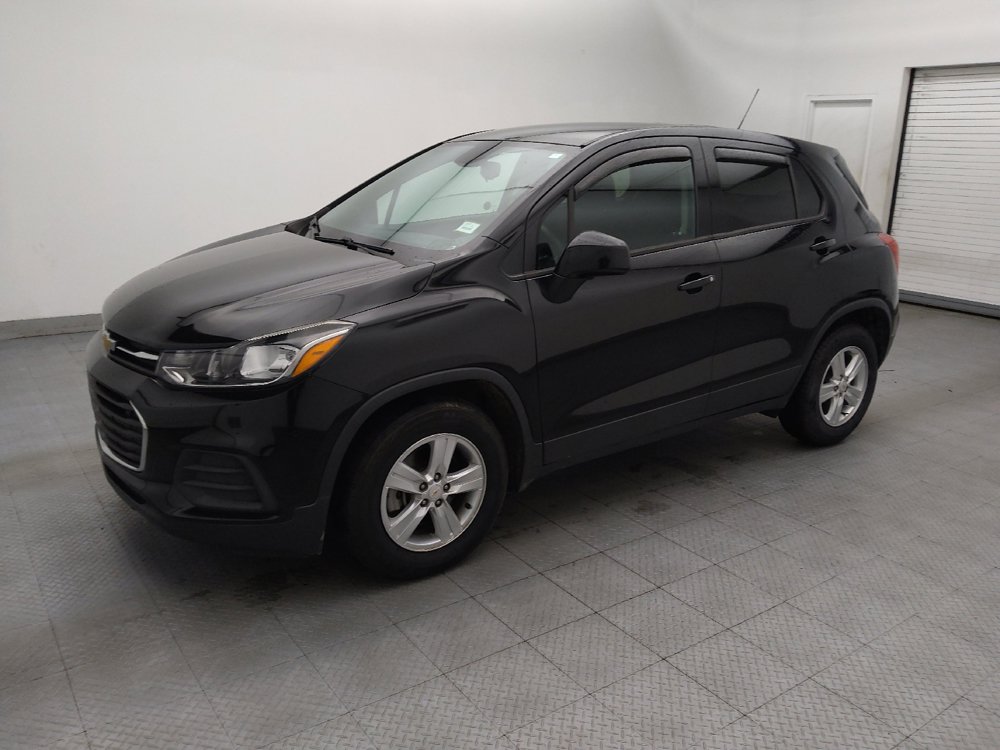 Used 2021 Chevrolet Trax LS w/ Tint and Cruise Package FWD image 2