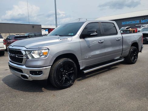 Used 2022 RAM 1500 Big Horn AWD/4WD image 3