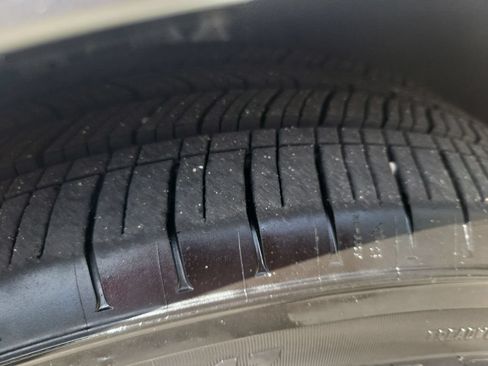 Used 2025 Honda Accord LX image 32