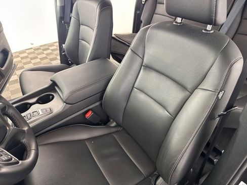 Certified 2025 Honda Ridgeline RTL image 24