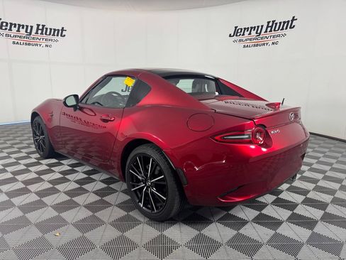 Used 2025 MAZDA MX-5 Miata RF Grand Touring RWD image 9