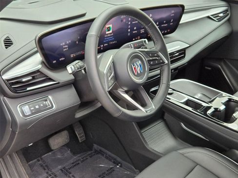 Used 2026 Buick Enclave Preferred FWD image 9