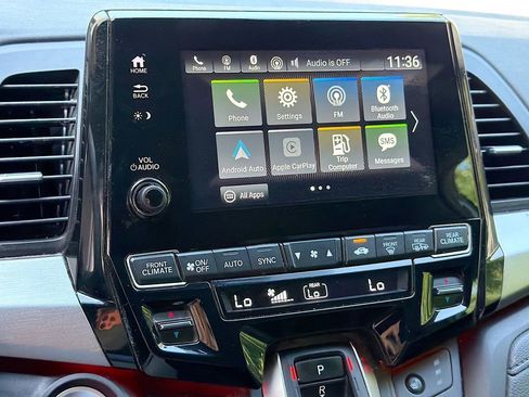 Used 2024 Honda Odyssey Sport image 11