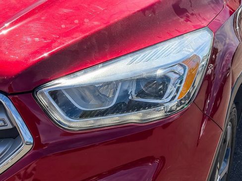 Used 2018 Ford Escape SEL AWD/4WD image 4