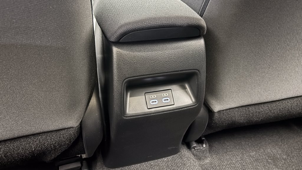 Used 2024 Toyota Corolla LE FWD image 28