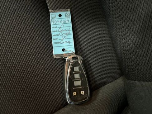 Used 2017 Chevrolet Cruze LT w/ Convenience Package image 29