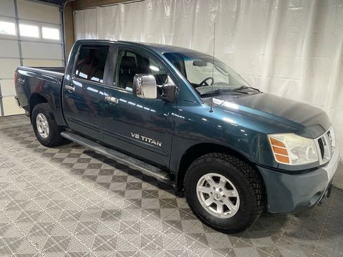Used 2006 Nissan Titan LE w/ (R02) LE Off-Road Pkg image 9