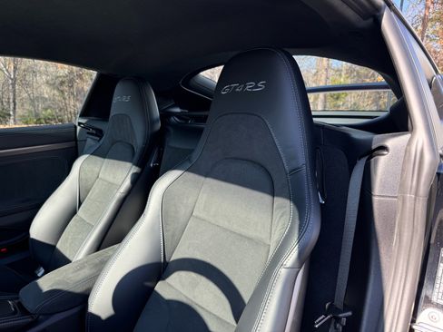 Used 2025 Porsche 718 Cayman GT4 RS image 34