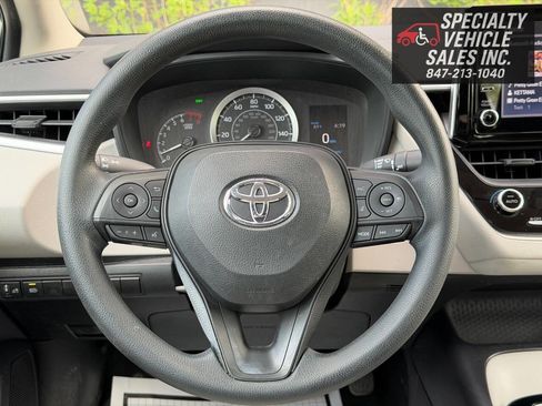 Used 2020 Toyota Corolla LE w/ LE Convenience Package FWD image 19