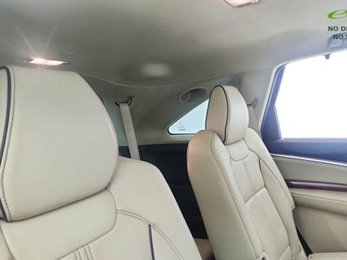 Used 2017 Acura MDX FWD w/ Advance Package image 26