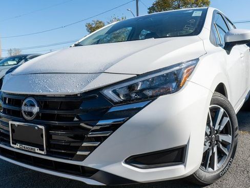 New 2025 Nissan Versa SV image 1