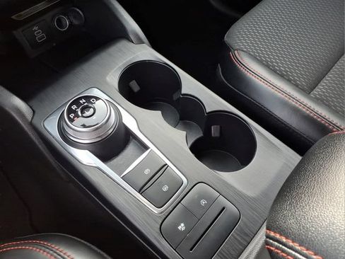 Used 2025 Ford Escape ST-Line AWD/4WD image 17