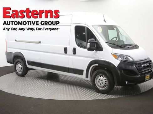 Used 2025 RAM ProMaster 2500 w/ Convenience Group FWD image 48