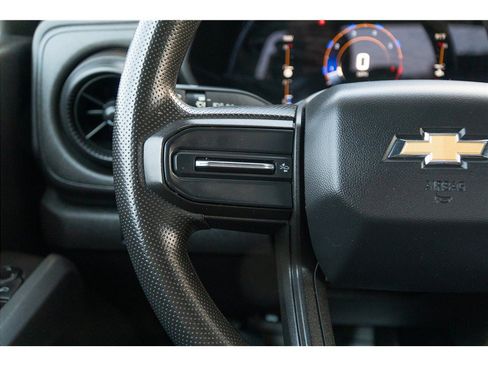Used 2023 Chevrolet Colorado W/T RWD image 12