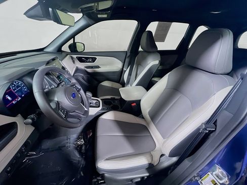 Used 2025 Subaru Forester Limited w/ Popular Package AWD/4WD image 18