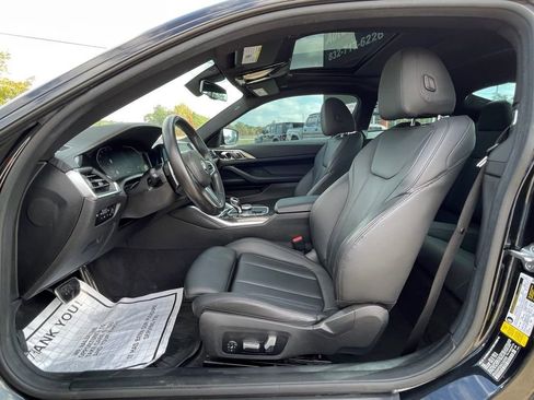 Used 2021 BMW 430i Coupe w/ M Sport Package image 19