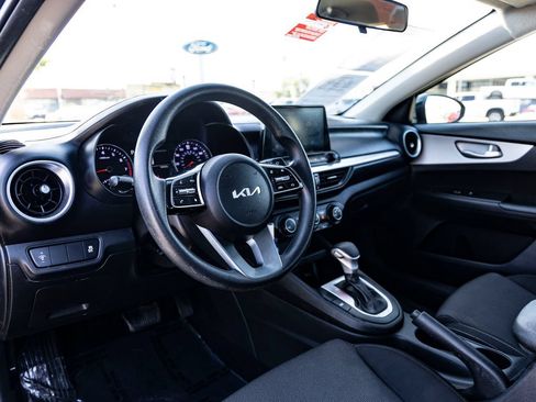 Used 2023 Kia Forte LXS FWD image 12