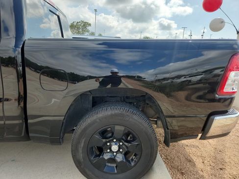 Used 2019 RAM 1500 Big Horn AWD/4WD image 4