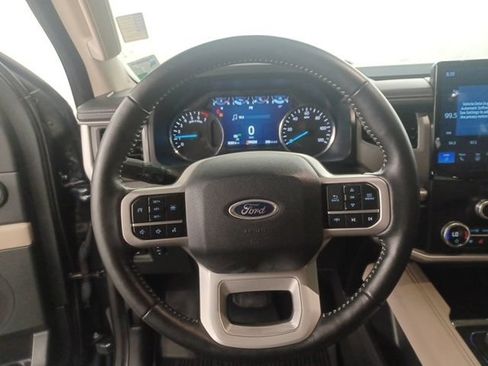 Used 2024 Ford Expedition XLT RWD image 27