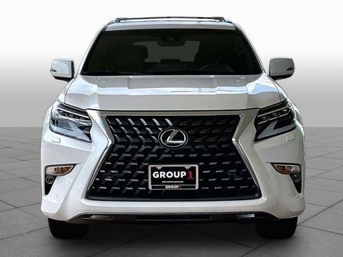 Used 2023 Lexus GX 460 Luxury w/ Accessory Package AWD/4WD image 4