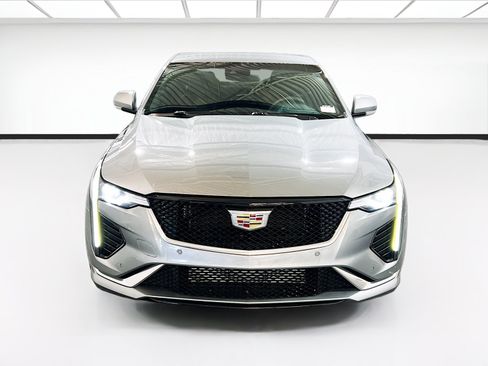 Used 2023 Cadillac CT4 Sport RWD image 2