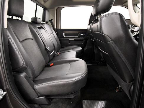 Used 2017 RAM 2500 Laramie w/ Sport Appearance Group AWD/4WD image 17