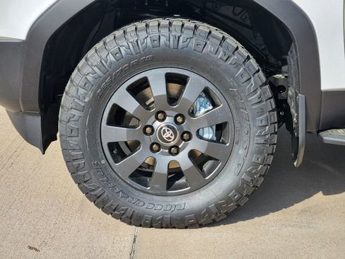 New 2026 Toyota Land Cruiser image 7