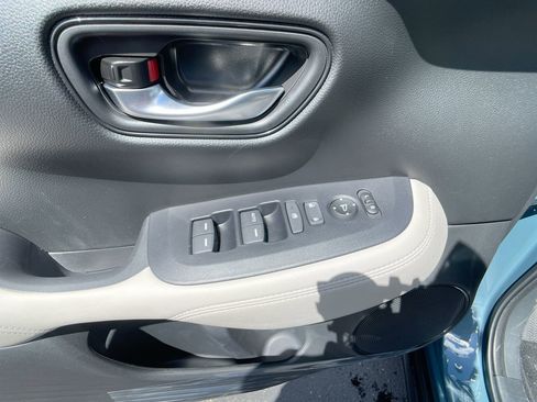 New 2026 Honda HR-V LX image 12