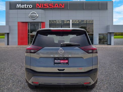 Used 2023 Nissan Rogue S FWD image 5