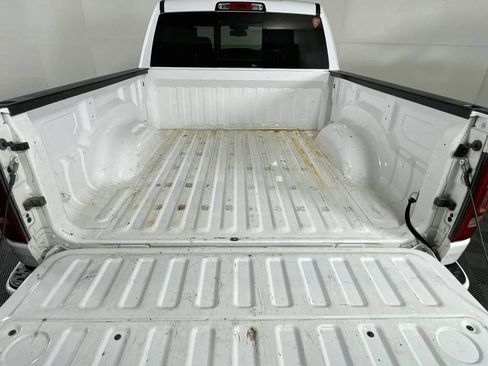 Used 2020 RAM 1500 Laramie w/ Sport Appearance Package AWD/4WD image 28