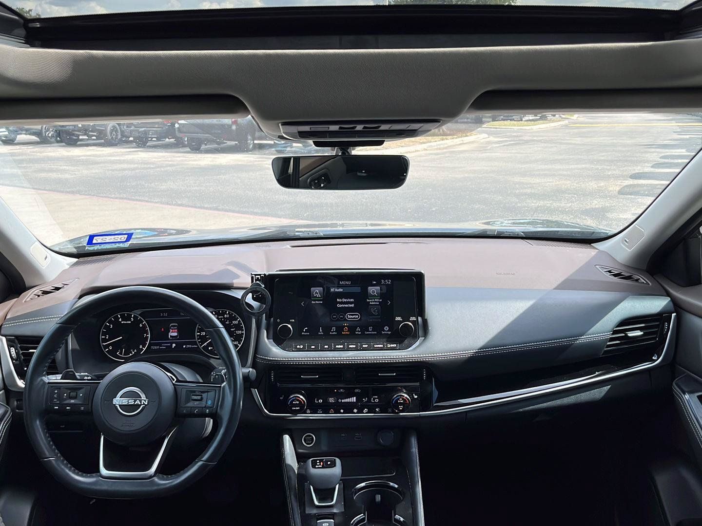 Used 2023 Nissan Rogue SL w/ SL Premium Package FWD image 9