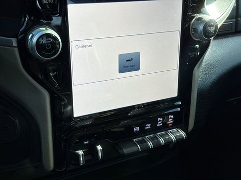 Used 2024 RAM 2500 Laramie image 26