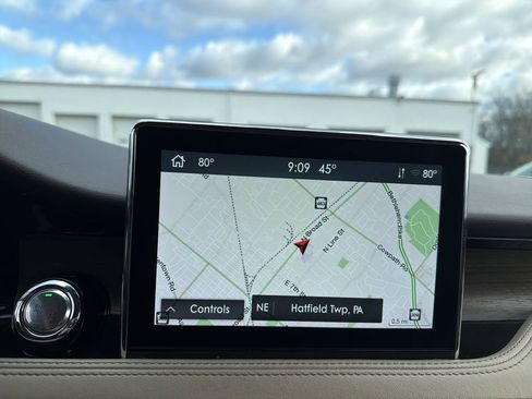 Certified 2021 Lincoln Corsair Reserve image 23