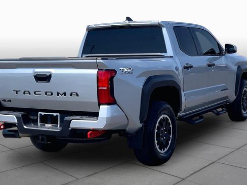 Used 2024 Toyota Tacoma TRD Off-Road AWD/4WD image 13
