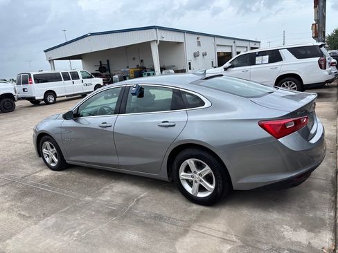 Used 2024 Chevrolet Malibu LT FWD image 8