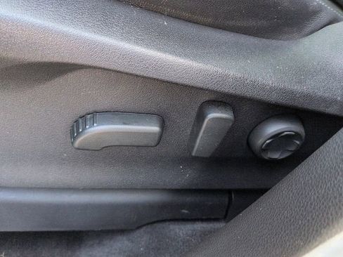 Used 2024 Subaru Ascent Touring AWD/4WD image 16