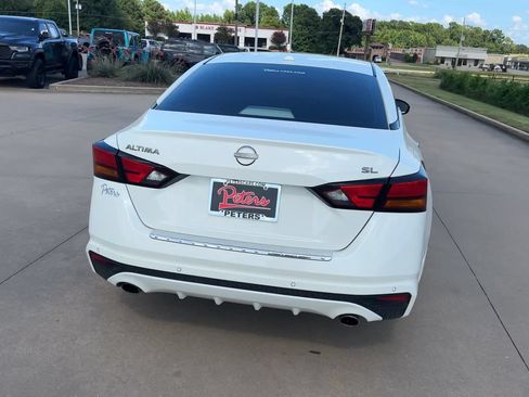Used 2023 Nissan Altima 2.5 SL FWD image 8