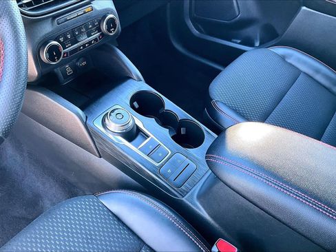 Used 2025 Ford Escape ST-Line Select image 16