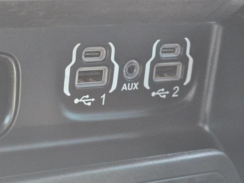 Used 2024 RAM 1500 Big Horn AWD/4WD image 27