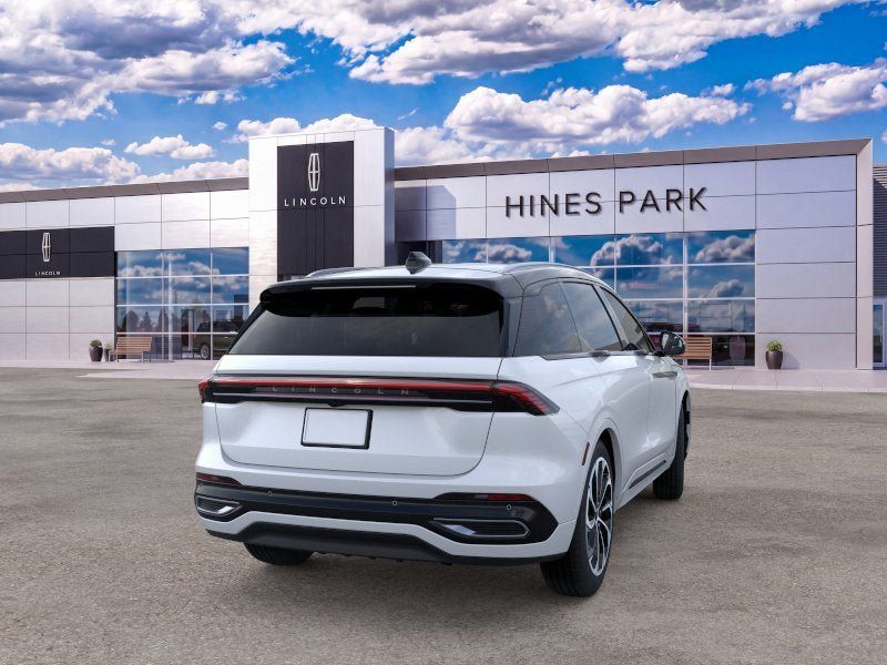 New 2026 Lincoln Nautilus Reserve AWD/4WD image 8