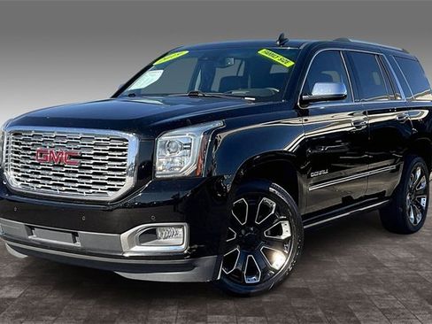 Used 2019 GMC Yukon Denali w/ Denali Ultimate Package image 1