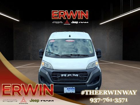 Used 2025 RAM ProMaster 2500 w/ Convenience Group FWD image 2