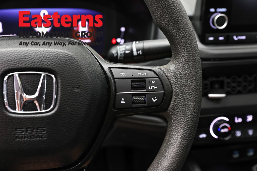 Used 2025 Honda Accord SE image 17