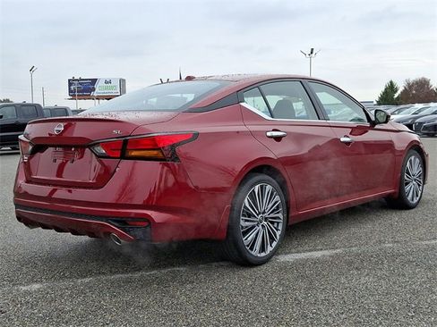 New 2025 Nissan Altima 2.5 SL image 8