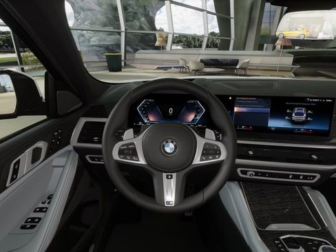 New 2026 BMW X6 xDrive40i w/ Executive Package image 13